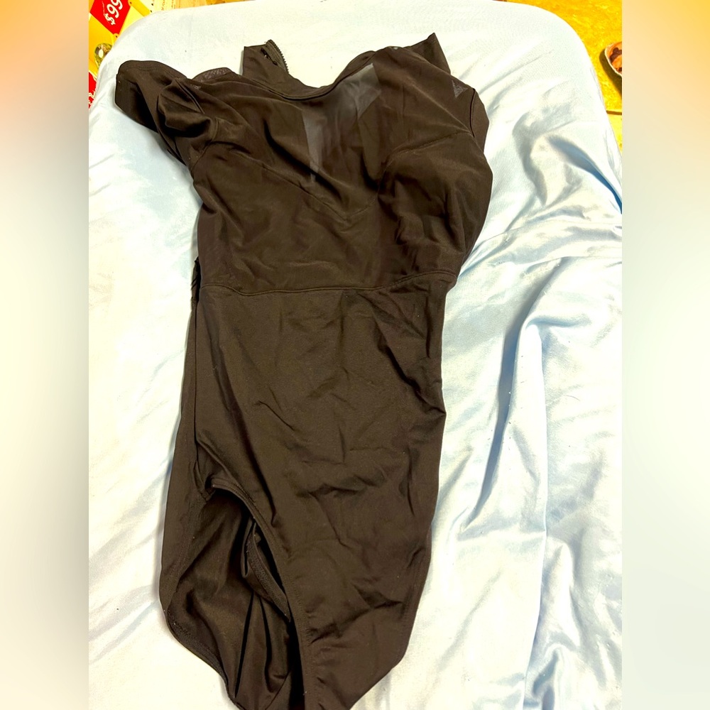 Selling for a friend to raise funds for vet bill